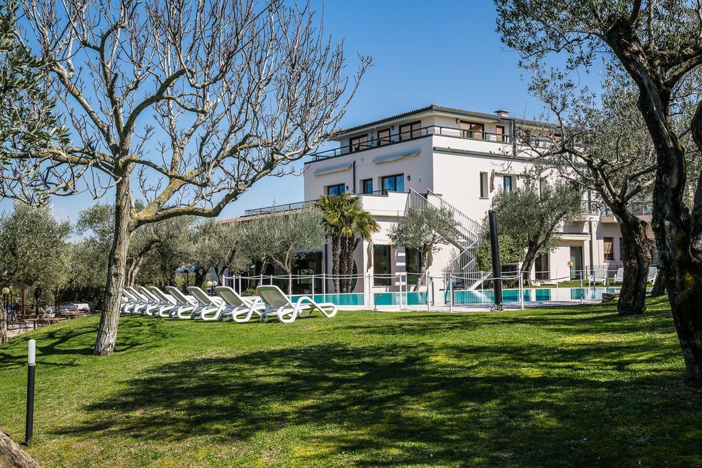 Hotel Ideal Sirmione Eksteriør bilde